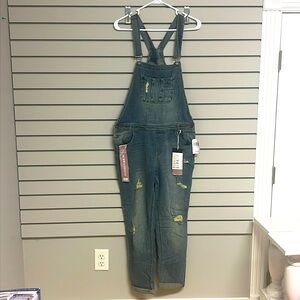 Almost Famous distressed overalls